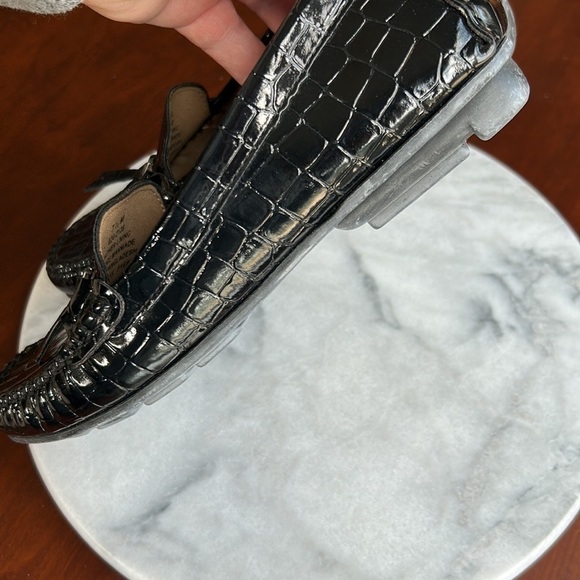 St. John s Bay black loafer flex size 7.5 M EUC worn once on cruise whip stitch - Picture 11 of 11